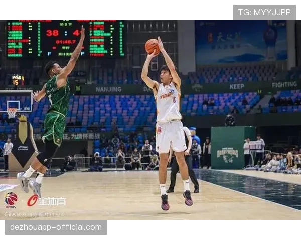 皮特森得分爆发力依旧,但脚踝伤势为福建后续赛程埋下隐患